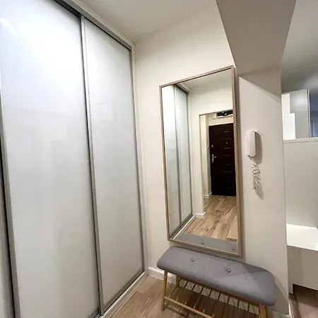 Morze Sztuki, Appartement Jantar