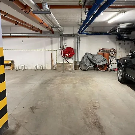 Morze Sztuki, * Jantar