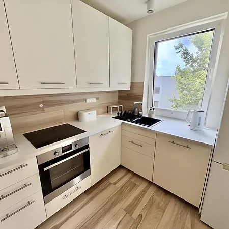 Morze Sztuki, Appartement Jantar