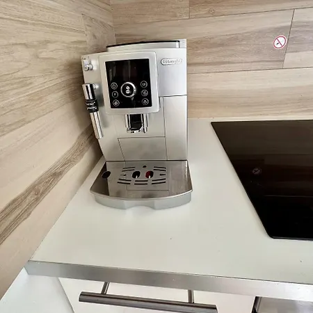 Morze Sztuki, Appartement Jantar